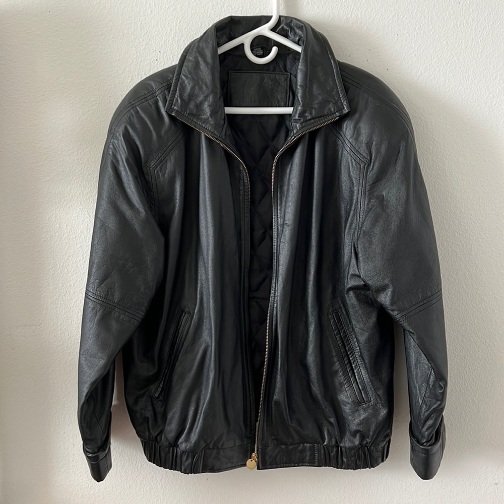 Leather bomber jacket vintage